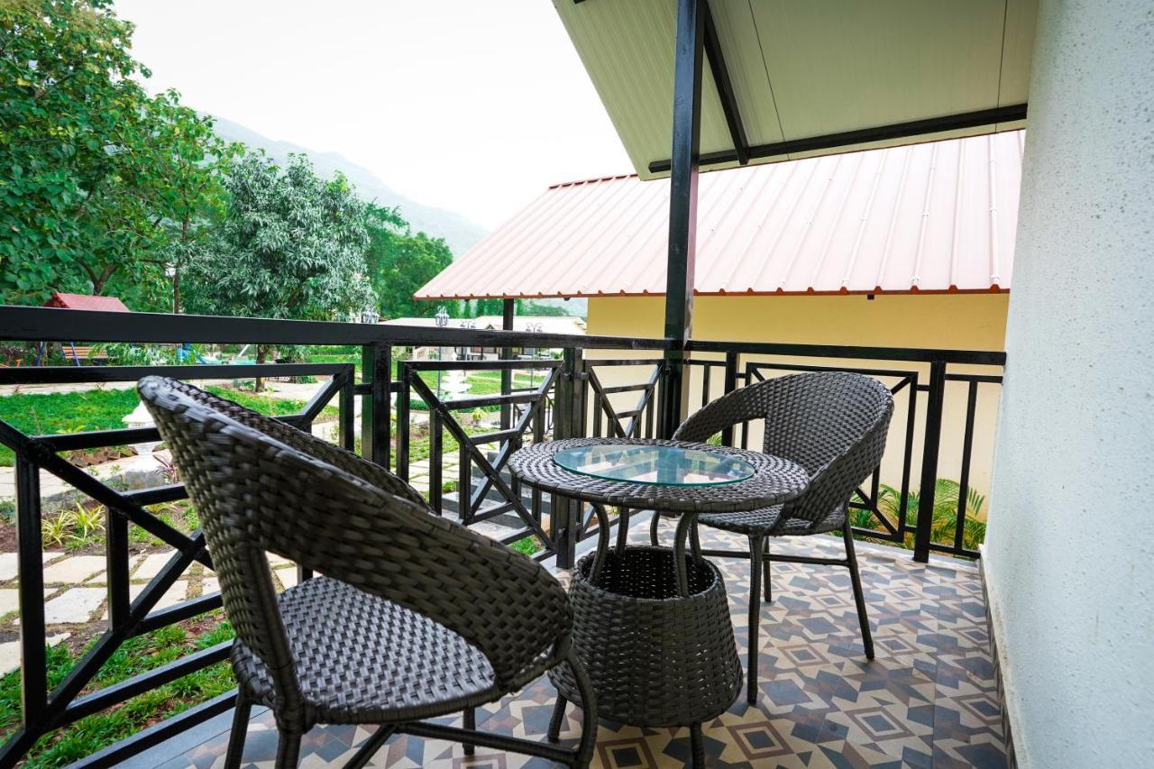 Ninad Homestays Karjat Exterior foto